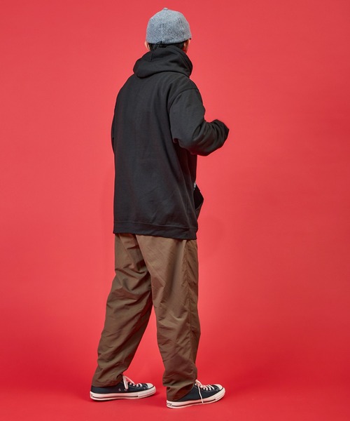 MUSIC TEE(ミュージックティー)の「PULL OVER HOODIE JOY DIVISION “U/K PLEASURES”/プルオーヴァー フーディ― ジョイ ディビジョン "アンノウン プレジャーズ”(パーカー・メンズ・ブラック・MEDIUM/X-LARGE/XX-LARGE/LARGE)」の6枚目の写真