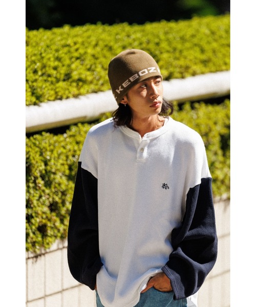 KEBOZ(ケボズ)の「2TONE HEAVY WEIGHT WAFFLE HENLEY NECK(Tシャツ/カットソー・メンズ・ブラック/グレー/ホワイト×ネイビー・XL/L/M)」の15枚目の写真