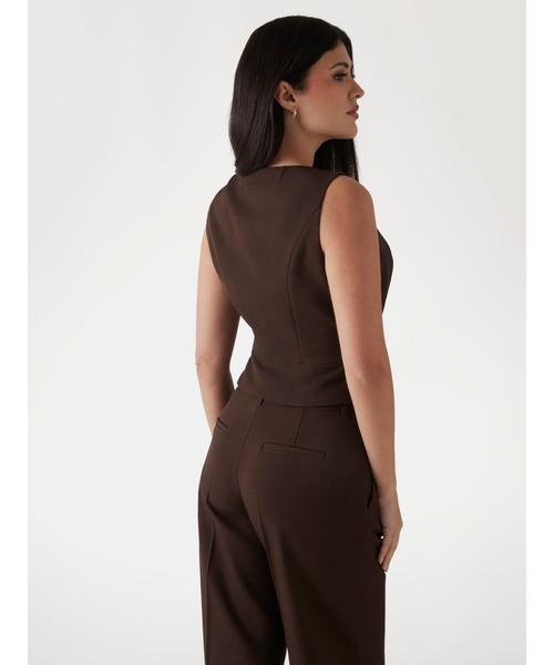 Guess(ゲス)の「MATEA Suit Vest ベスト レディース(ベスト・レディース・ブラウン・X-SMALL/SMALL)」の8枚目の写真