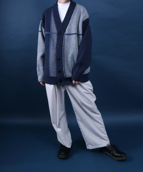 ANPAS(アンパス)の「Cross Plaid Oversized Knit Cardigan/クロスチェック柄 オーバーサイズ ニット カーディガン(カーディガン/ボレロ・メンズ・ブルー系その他/ホワイト系その他/ブラック系その他/ホワイト系その他2/ブルー系その他2・M/L)」の17枚目の写真