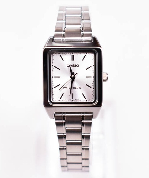 CASIO クラシックメタルスクエア 腕時計 CASIO 腕時計 「60」「CASIO（カシオ）」クラシックメタル