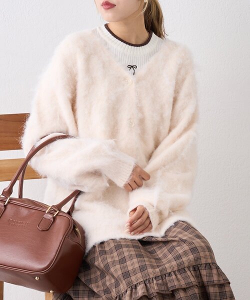 w closet(ダブルクローゼット)の「【6色展開】MIXシャギービッグニットカーディガン(カーディガン/ボレロ・レディース・チャコールグレー/ブルー/アイボリー/オレンジ/パープル/グリーン・FREE)」の15枚目の写真