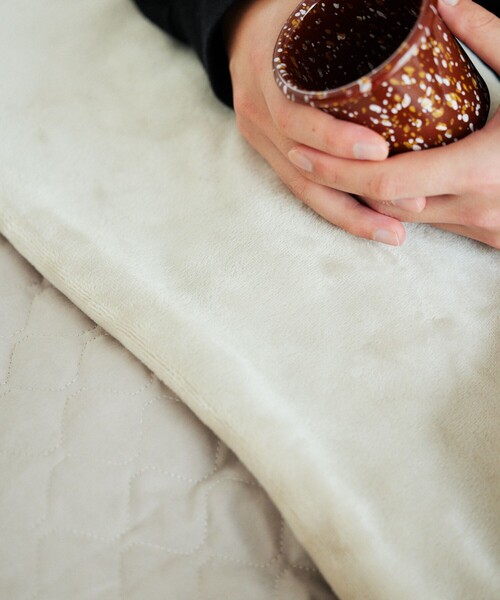 FREAK'S STORE（フリークスストア）の「QUILTING BLANKET FLANNEL キルティング ブランケット フランネル（家具・メンズ・ブラック/ベージュ・ONE SIZE）」の12枚目の写真