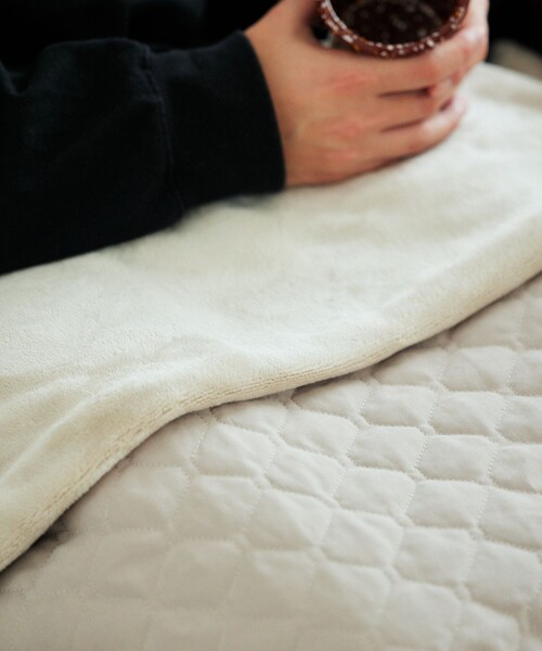 FREAK'S STORE（フリークスストア）の「QUILTING BLANKET FLANNEL キルティング ブランケット フランネル（家具・メンズ・ブラック/ベージュ・ONE SIZE）」の15枚目の写真