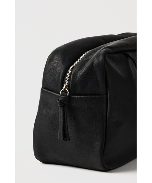 folna（フォルナ）の「FOLNA RD ソフトレザー ワイドボストン（トートバッグ・レディース・ブラック・FREE）」の6枚目の写真