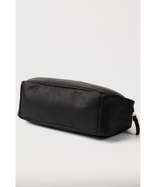 folna（フォルナ）の「FOLNA RD ソフトレザー ワイドボストン（トートバッグ・レディース・ブラック・FREE）」の8枚目の写真