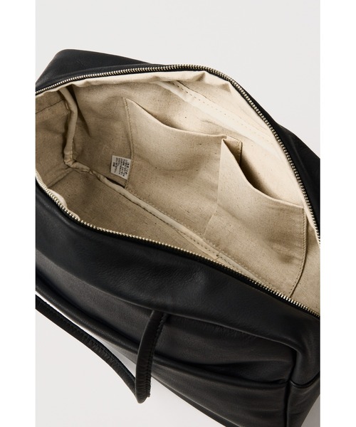 folna（フォルナ）の「FOLNA RD ソフトレザー ワイドボストン（トートバッグ・レディース・ブラック・FREE）」の9枚目の写真