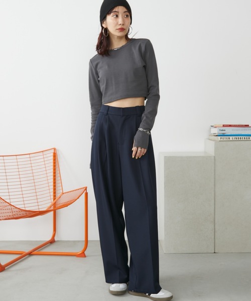 Auntie Rosa Holiday(アンティローザホリデー)の「フライスクロップドプルオーバー(Tシャツ/カットソー・レディース・チャコールグレー/ブラック/オフホワイト・FREE)」の7枚目の写真