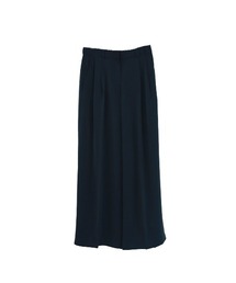 Marilyn Moon（マリリンムーン）の「ストレッチサテンタックパンツ（スラックス）」