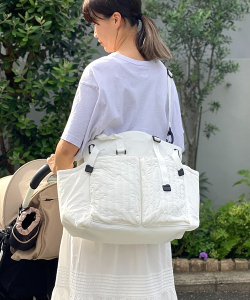 洗濯機洗い可能】ショルダー付き7ポケットキルティングマザーズバッグ