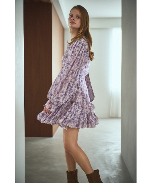Estella.K(エステラケー)の「Zola Floral Dress ラッフルプリーツプリントミニマムドレス(ワンピース・レディース・パープル系/ブラック系・FREE)」の22枚目の写真