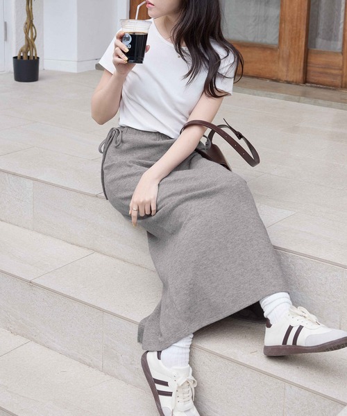 CHAN ME(チャンミ)の「リブロングタイトスカート(スカート・レディース・杢グレー/ブラック/ベージュ・MEDIUM/LARGE/X-LARGE)」の9枚目の写真