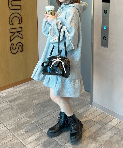 frunco（フランコ）の「スエットパーカーミニワンピース（ワンピース・レディース・ブラック/グレー・FREE）」の22枚目の写真