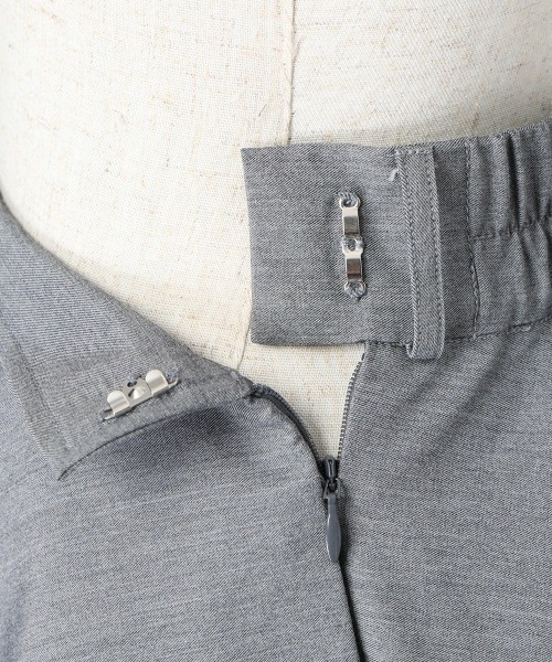 F i.n.t(フィント)の「裾チュールサーキュラーミニスカート/fint フィント(スカート・レディース・オフホワイト/ブラック/グレー/ネイビー・FREE)」の16枚目の写真