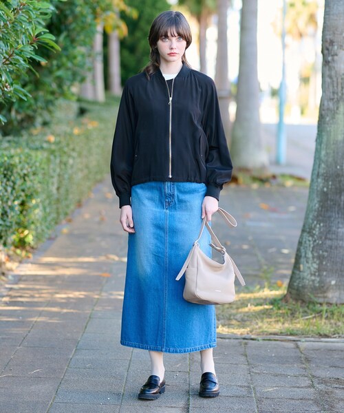 DRESSTERIOR(ドレステリア)の「【サステナブル】2WAYシルエットMA1(ブルゾン・レディース・ブラック/サンドベージュ・34/36/38)」の10枚目の写真