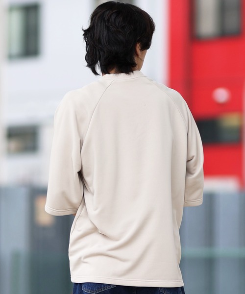 NEW ERA(ニューエラ)の「NEW ERA/ニューエラ 半袖Tシャツスウェット ワンポイント 速乾 14410162/14410163(スウェット・メンズ・ブラック/ベージュ・L/XXL/M/XL)」の6枚目の写真