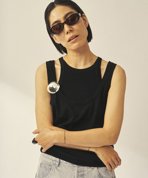 Whim Gazette(ウィムガゼット)の「【GEMINI】レイヤードノースリニット(ニット/セーター・レディース・ブラウン/ブラック・FREE)」の18枚目の写真