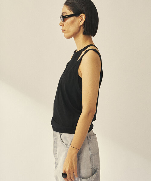 Whim Gazette(ウィムガゼット)の「【GEMINI】レイヤードノースリニット(ニット/セーター・レディース・ブラウン/ブラック・FREE)」の20枚目の写真