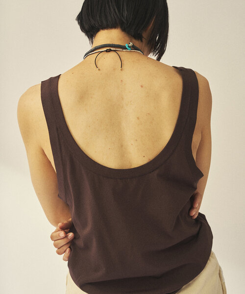 Whim Gazette(ウィムガゼット)の「【GEMINI】レイヤードノースリニット(ニット/セーター・レディース・ブラウン/ブラック・FREE)」の11枚目の写真