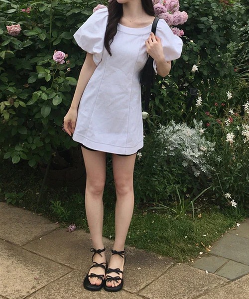 merrylatte（メリーラテ）の「バルーンスリーブデニムミニワンピ（ワンピース・レディース・インディゴブルー/ホワイト/ブラック・FREE）」の12枚目の写真