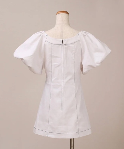 merrylatte（メリーラテ）の「バルーンスリーブデニムミニワンピ（ワンピース・レディース・インディゴブルー/ホワイト/ブラック・FREE）」の18枚目の写真