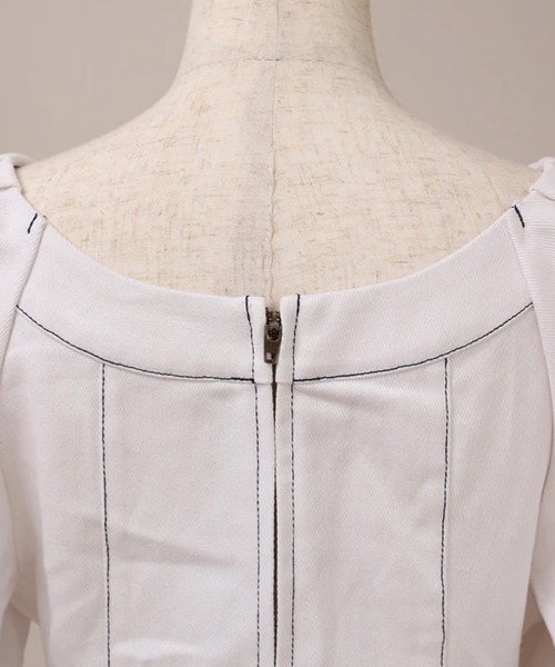 merrylatte（メリーラテ）の「バルーンスリーブデニムミニワンピ（ワンピース・レディース・インディゴブルー/ホワイト/ブラック・FREE）」の22枚目の写真