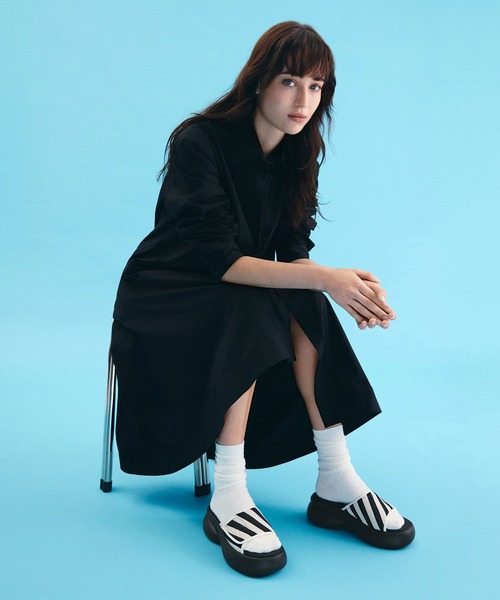 CHARLES & KEITH(チャールズ & キース)の「プラットフォーム スポーツサンダル(サンダル・レディース・ブラック系その他2/マルチ・22.5cm/23cm/23.5cm/24.5cm/25cm/25.5cm/26.5cm)」の12枚目の写真
