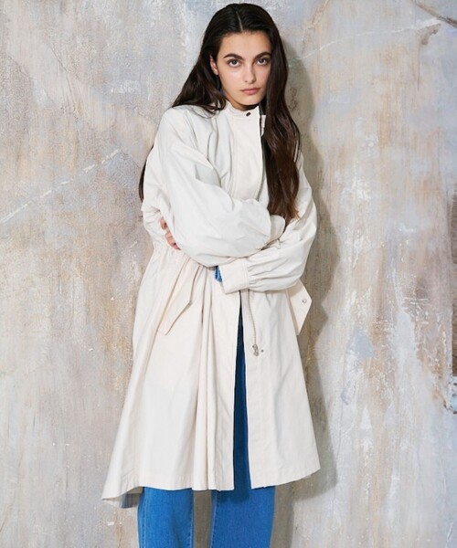 qualite（カリテ）の「エアリーライトツイルコート/春服/オフィスカジュアル/（トレンチコート・レディース・ネイビー/アイボリー・36/38）」の12枚目の写真