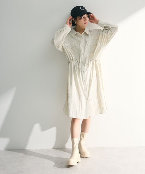 Green　Parks（グリーンパークス）の「ミディ丈ミリタリーシャツワンピース（シャツワンピース・レディース・カーキ/ブルー/ホワイト系その他2/ダークネイビー・FREE）」の16枚目の写真