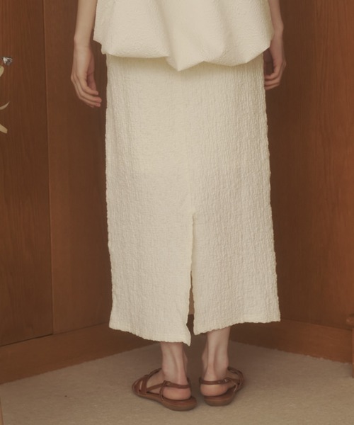 REMOON(リムーン)の「イージーIラインスカート(スカート・レディース・オフホワイト/ブラック/ブラウン・FREE)」の4枚目の写真