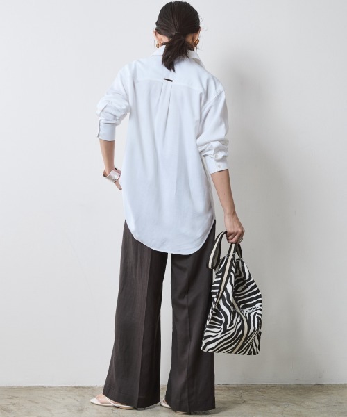 CHIC STYLE（シックスタイル）の「レーヨン麻タックワイドパンツ＜大きいサイズ有＞シックスタイル（スラックス・レディース・オフホワイト/チャコール・5L/4L/3L/LL/L/M）」の17枚目の写真