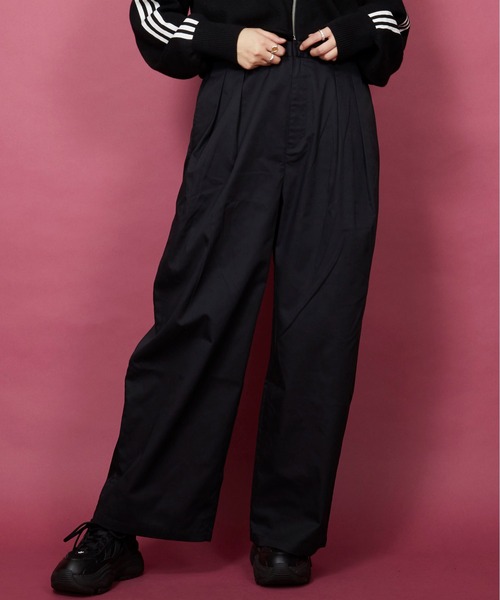 unrelaxing（アンリラクシング）の「ツータックボリュームワイドスラックス（スラックス・メンズ・ネイビー/ブラック・マルチサイズ）」の7枚目の写真