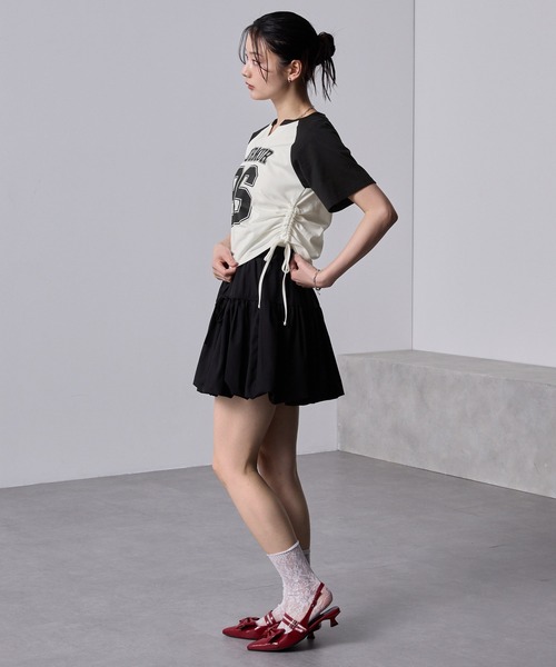 nui nullu(ヌイヌル)の「【nui nullu】サイドシャーリングリボンキーネックナンバリングラグランTシャツ(Tシャツ/カットソー・レディース・ネイビー/チャコールグレー/ブラック/ワイン/サックスブルー・FREE)」の22枚目の写真