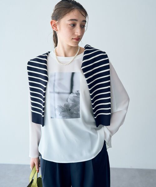 YECCA VECCA(イェッカヴェッカ)の「フォトプリントジョーゼットTee(Tシャツ/カットソー・レディース・ライトグレー/オフホワイト・FREE)」の8枚目の写真