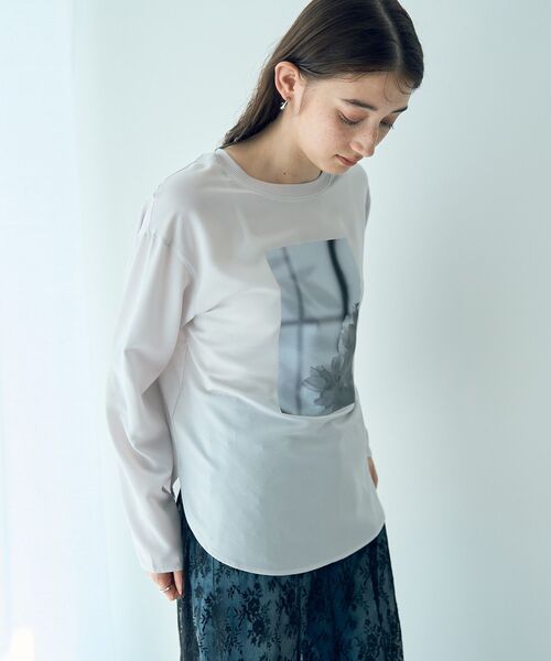 YECCA VECCA(イェッカヴェッカ)の「フォトプリントジョーゼットTee(Tシャツ/カットソー・レディース・ライトグレー/オフホワイト・FREE)」の19枚目の写真