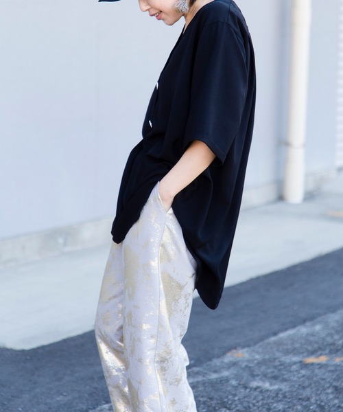 OSMOSIS(オズモーシス)の「【WEB限定アイテム】バックタックブラウス(シャツ/ブラウス・レディース・アイボリー/ブラック・ONE SIZE)」の19枚目の写真