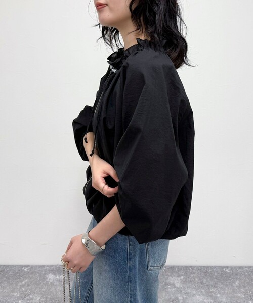 fredy emue(フレディエミュ)の「シアーフリルカラーZIPブルゾン(ブルゾン・レディース・オフホワイト/ブラック/ベージュ・38)」の20枚目の写真