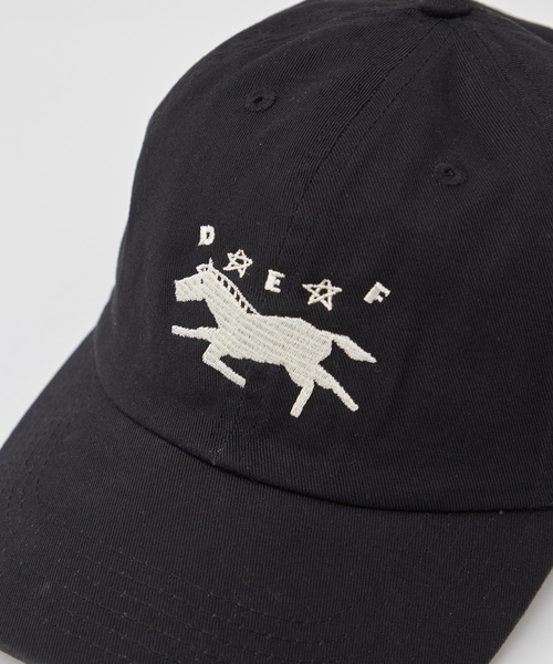 B.C STOCK（ベーセーストック）の「【モデルEIJI】別注 ホース エンブロイダリーキャップ（キャップ・メンズ・ブルー系その他/レッド/ブラック・FREE）」の11枚目の写真