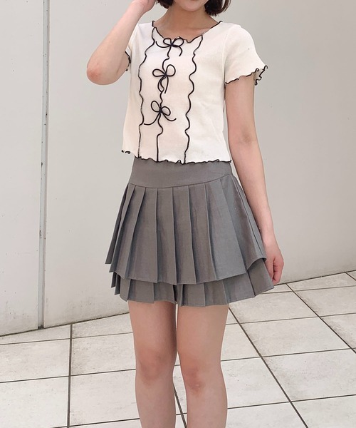 SHEPP(シープ)の「フリルスリーブが愛らしさUP♪リボンデザインで魅せる。フロント リボン メロー フリル 配色 トップス 半袖T(Tシャツ/カットソー・レディース・ホワイト/ブラック/サックスブルー/ピンク/イエロー・F)」の9枚目の写真