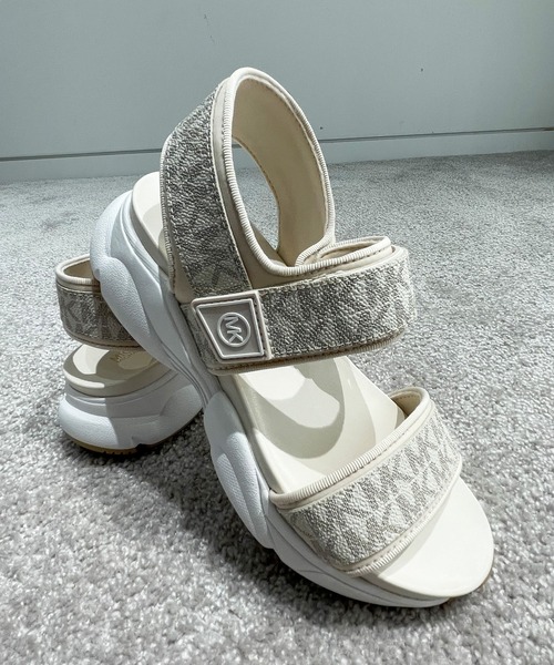 訳あり【美品】マイケル・コース　KATRINA ハイブリッド スライドサンダル 訳あり【美品】マイケル・コース KATRINA ハイブリッド スライド