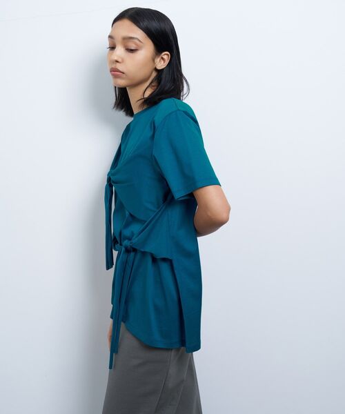 LANVIN en Bleu（ランバンオンブルー）の「アシンメノットTシャツ（Tシャツ/カットソー・レディース・ブラウン/オフホワイト/ブルー・38）」の19枚目の写真