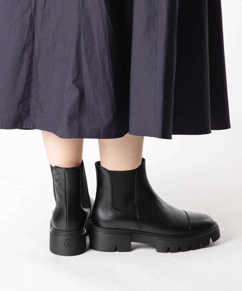 STUART WEITZMAN（スチュアートワイツマン）の「STUART WEITZMAN NOLITA CHELSEA BOOTIE スチュアート・ワイツマン ノリータ チェルシー サイドゴア ブーツ（ブーツ・レディース・ブラック・36.5/37/37.5/36/35/38.5/38/35.5）」の6枚目の写真