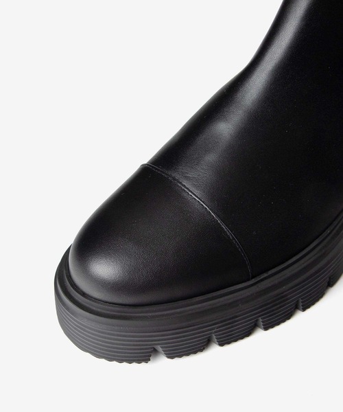 STUART WEITZMAN（スチュアートワイツマン）の「STUART WEITZMAN NOLITA CHELSEA BOOTIE スチュアート・ワイツマン ノリータ チェルシー サイドゴア ブーツ（ブーツ・レディース・ブラック・36.5/37/37.5/36/35/38.5/38/35.5）」の15枚目の写真