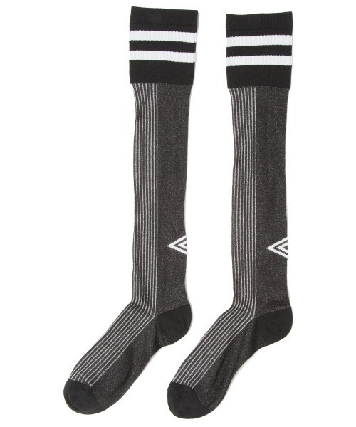 UMBRO（アンブロ）の「UMBRO HOUSE Sheer soccer socks（アンブロハウス シアーサッカーソックス）（ソックス/靴下・メンズ・ホワイト/ブラック・FREE）」の2枚目の写真