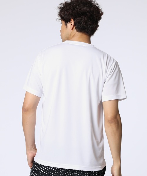 Psycho Bunny（サイコバニー）の「[WEB限定]365 UVドライ ラッシュガード（Tシャツ/カットソー・メンズ・ブラック/チャコールグレー/ホワイト・MEDIUM/LARGE/X-LARGE）」の17枚目の写真