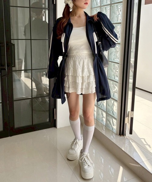 one after another NICE CLAUP（ワンアフターアナザーナイスクラップ）の「シアーリボンマウンテンパーカー（マウンテンパーカー・レディース・オフホワイト/ネイビー・FREE）」の4枚目の写真