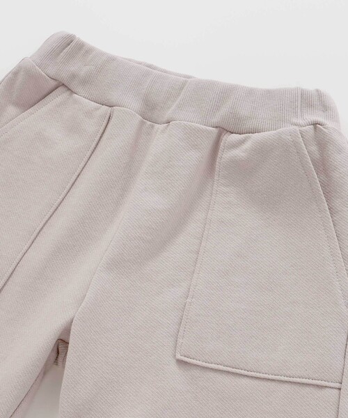 BeBe（ベベ）の「ミニウラケウエストリブハーフパンツ(80~150cm)（スウェットパンツ・キッズ・ベージュ/ネイビー・130cm/140cm/150cm）」の9枚目の写真
