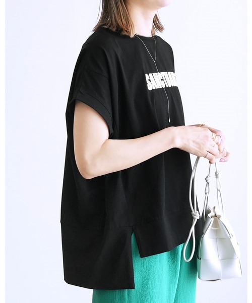 reca(レカ)の「ロゴプリントドルマンTシャツ(Tシャツ/カットソー・レディース・オフホワイト/ブラック/カーキ・FREE)」の3枚目の写真