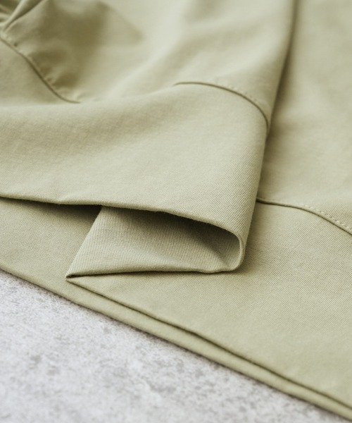 reca(レカ)の「ロゴプリントドルマンTシャツ(Tシャツ/カットソー・レディース・オフホワイト/ブラック/カーキ・FREE)」の11枚目の写真