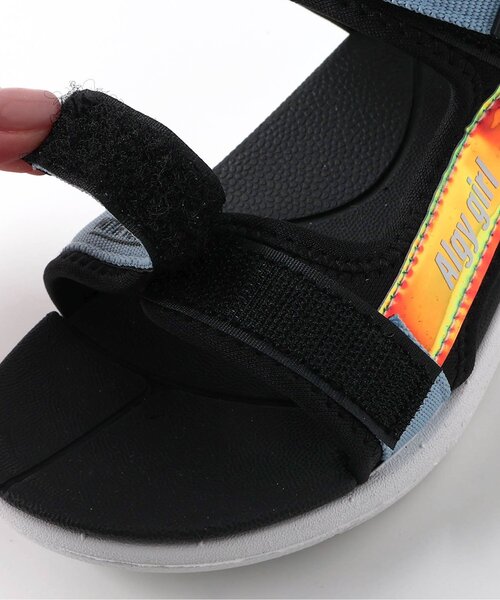 algy(アルジー)の「ベルトサンダル(サンダル・キッズ・ラベンダー/サックスブルー・24/22/20)」の11枚目の写真